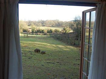 Greatfield Lodge Andover Bagian luar foto